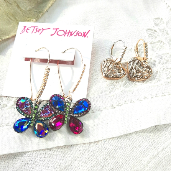 Betsey Johnson Crystal Butterfly Earrings plus - Picture 1 of 4